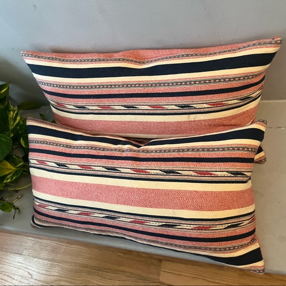 Vintage Ralph Lauren Feathered down accent pillows - Picture 5 of 16